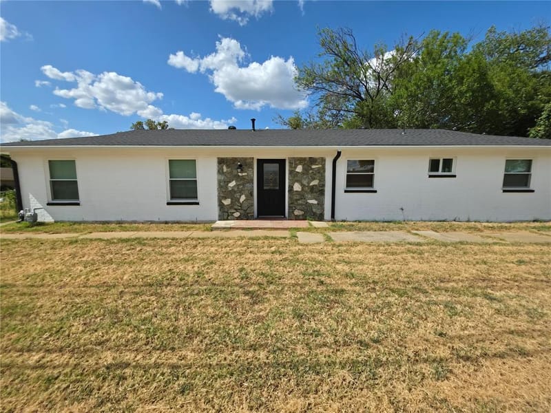 800 Gettysburg Place, Bedford TX 76022