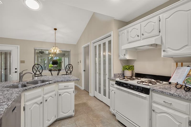 1750 Sterling Lane, Lewisville TX 75067 - Photo 17