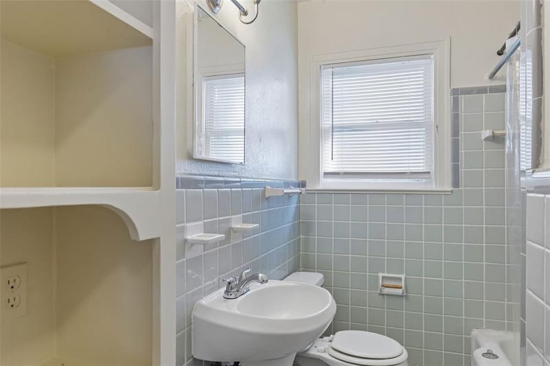 4286 S Cresthaven Road, Dallas TX 75209 - Photo 13