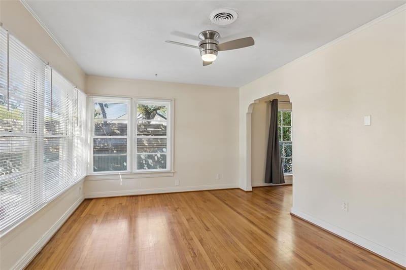4286 S Cresthaven Road, Dallas TX 75209 - Photo 7