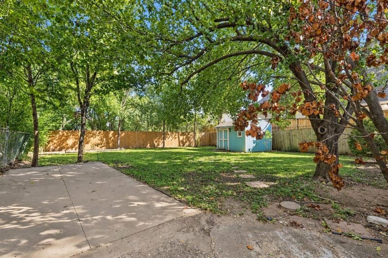 4286 S Cresthaven Road, Dallas TX 75209 - Photo 19