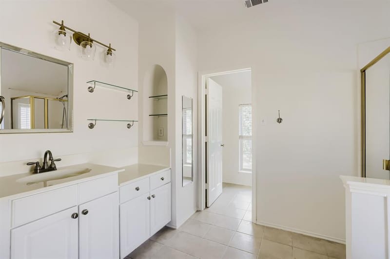 3812 Red Oak Trail, The Colony TX 75056 - Photo 16