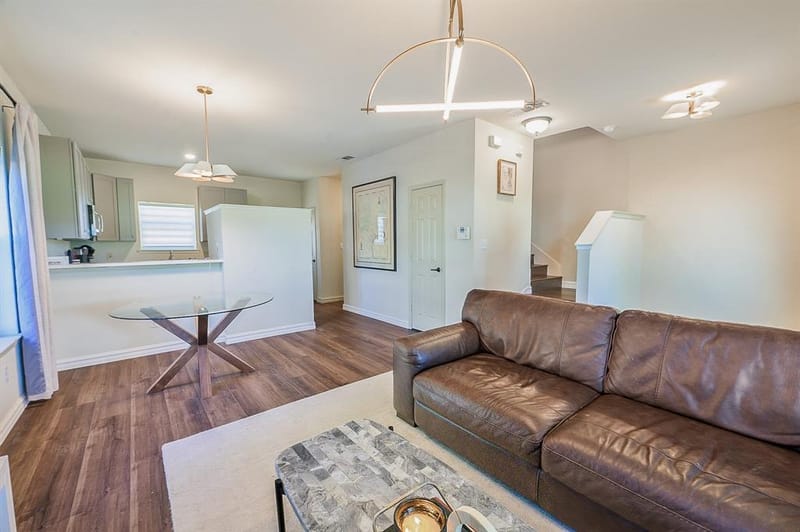 1332 Grigsby Avenue, Dallas TX 75204 - Photo 7