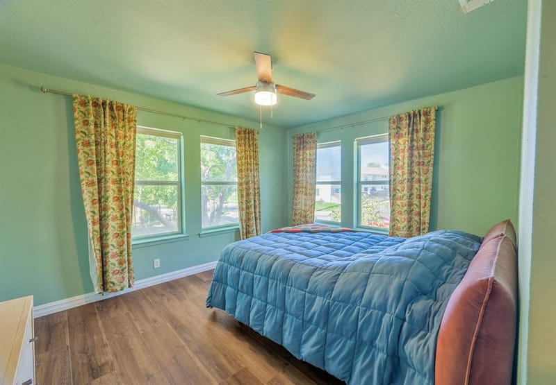 1332 Grigsby Avenue, Dallas TX 75204 - Photo 21