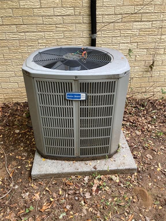 1241 Valentine Street, Hurst TX 76053 - Photo 7