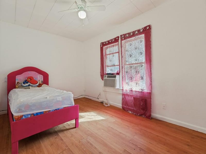 2009 Pecan Street, Commerce TX 75428 - Photo 9