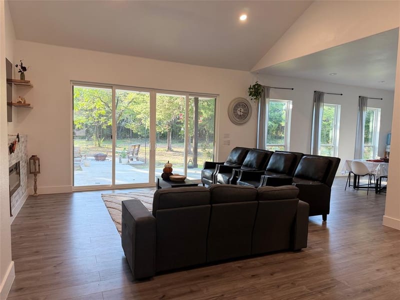 522 S Eastern Street, Keene TX 76031 - Photo 9