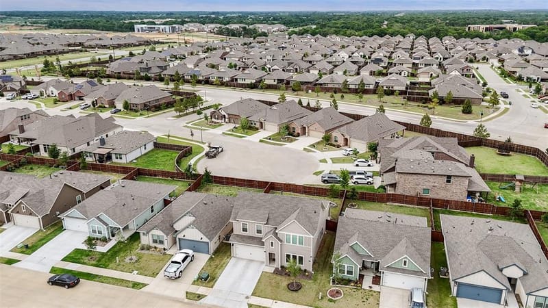 13041 Dawson Drive, Providence Village TX 76227 - Photo 27