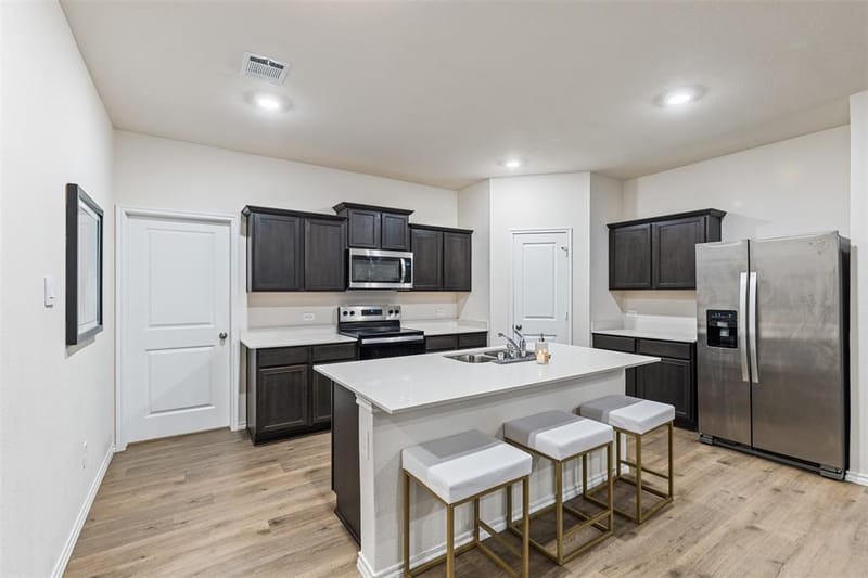 13041 Dawson Drive, Providence Village TX 76227 - Photo 15