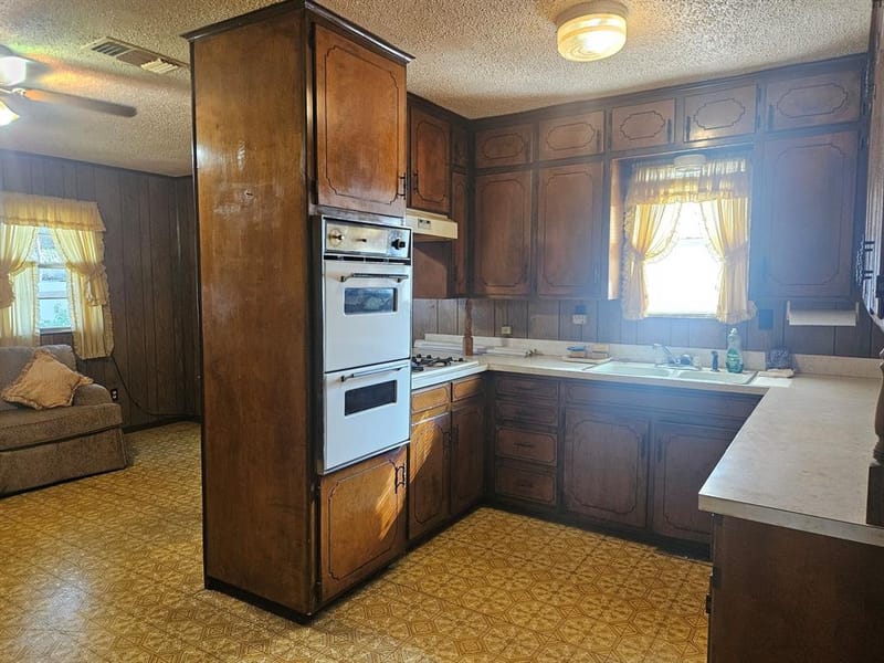 4117 Parrish Road, Haltom City TX 76117 - Photo 6