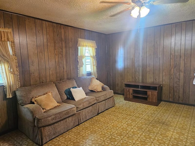 4117 Parrish Road, Haltom City TX 76117 - Photo 4