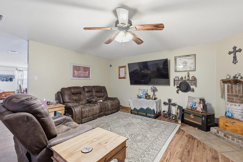 1633 Sierra Meadow Lane, Fort Worth TX 76247 - Photo 7