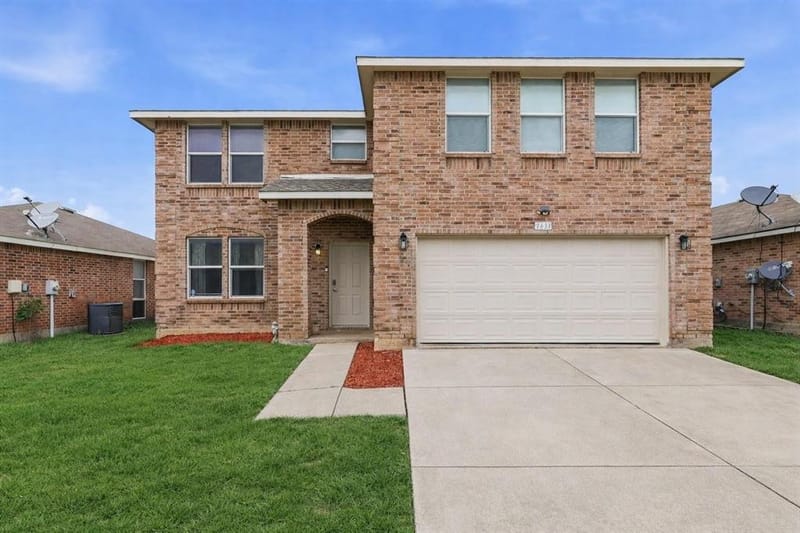1633 Sierra Meadow Lane, Fort Worth TX 76247