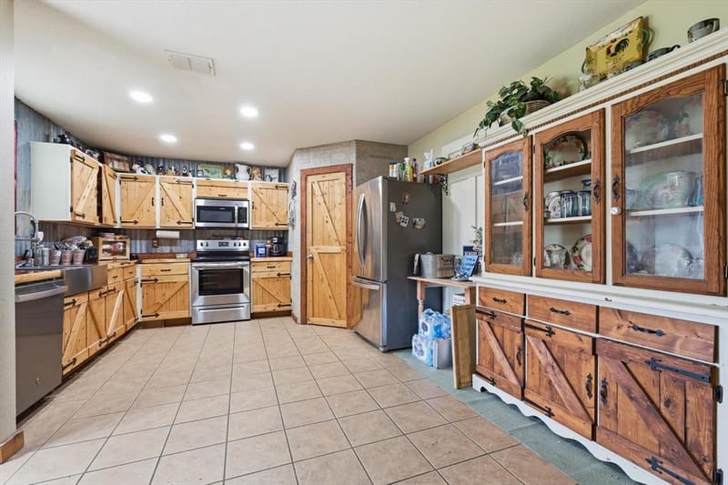 1633 Sierra Meadow Lane, Fort Worth TX 76247 - Photo 9