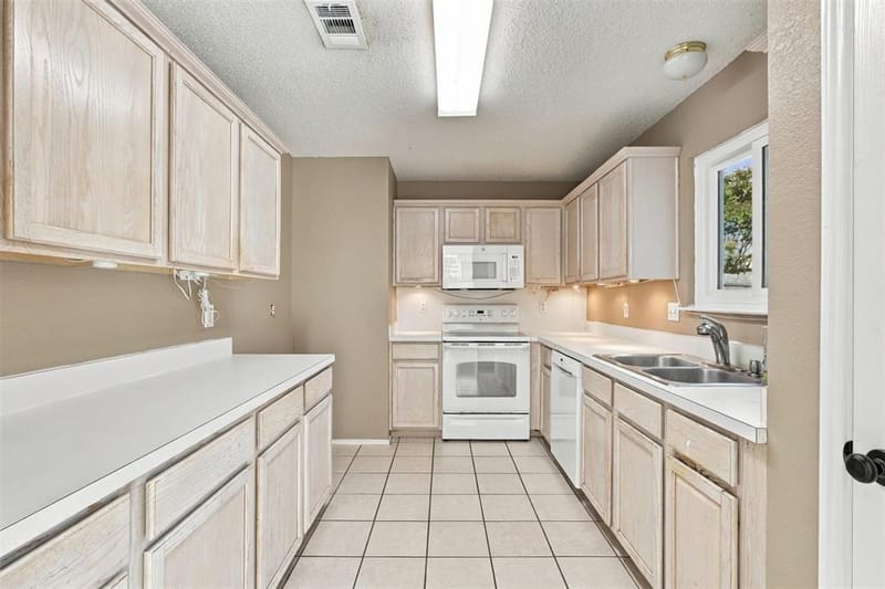 4188 Coral Springs Court, Fort Worth TX 76123 - Photo 6