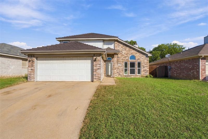 4188 Coral Springs Court, Fort Worth TX 76123 - Photo 3
