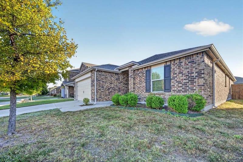 1615 Luckenbach Drive, Forney TX 75126 - Photo 2