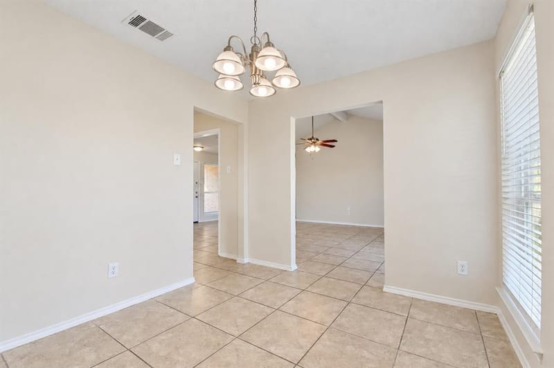 3018 Meadow Creek Court, Grand Prairie TX 75052 - Photo 13