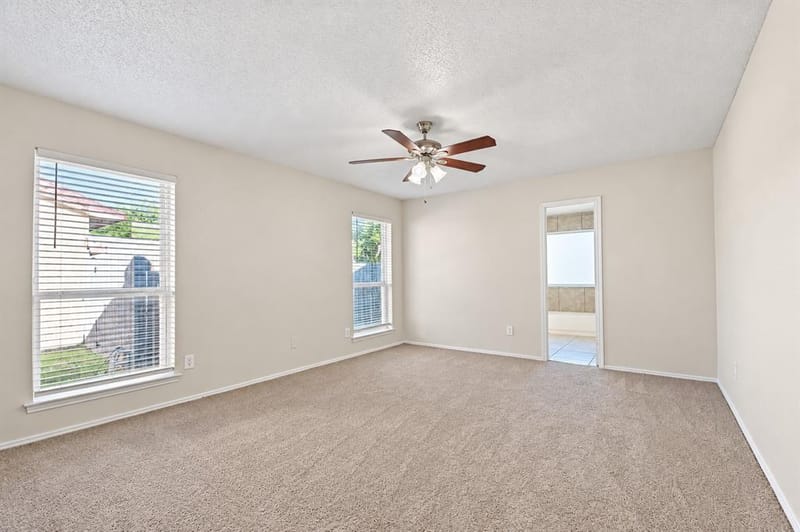 3018 Meadow Creek Court, Grand Prairie TX 75052 - Photo 15