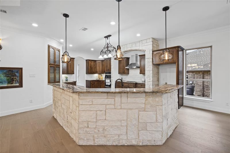 7637 Eagle Ridge Circle, Fort Worth TX 76179 - Photo 12
