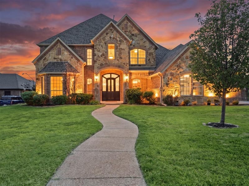 7637 Eagle Ridge Circle, Fort Worth TX 76179