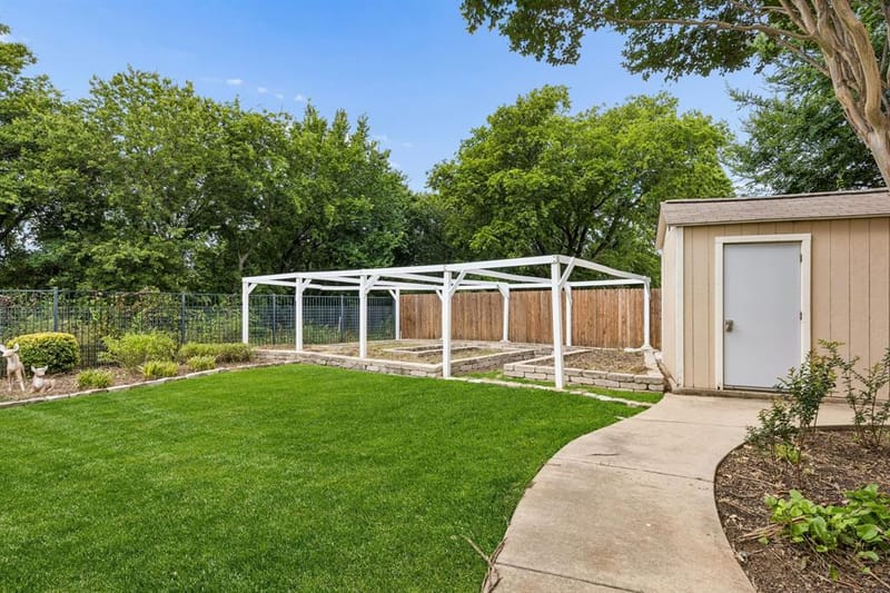 16101 Cowboy Trail, Fort Worth TX 76247 - Photo 32