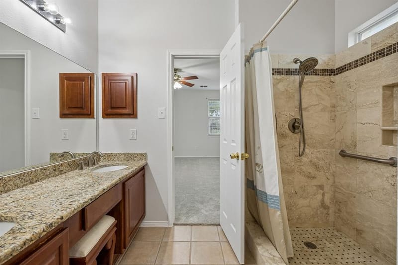 16101 Cowboy Trail, Fort Worth TX 76247 - Photo 18