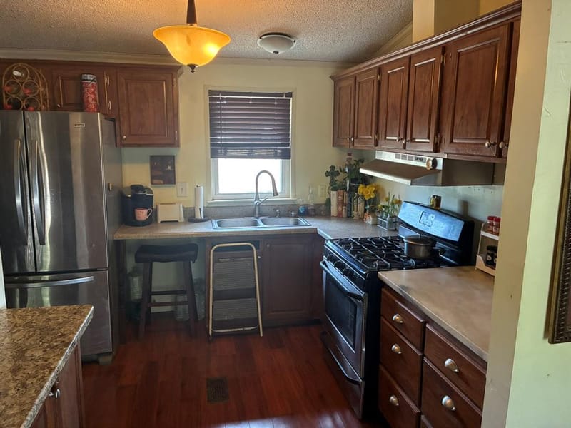 102 S Houston Street, Millsap TX 76066 - Photo 11