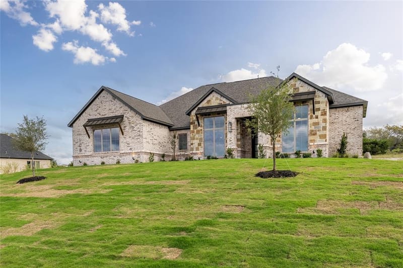 108 Oak Meadow Lane, Weatherford TX 76085 - Photo 2