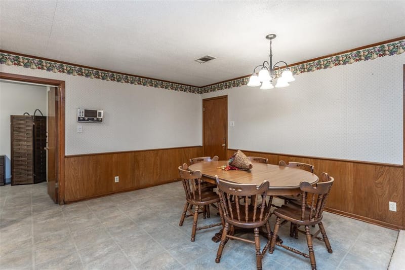 1912 Cypress Court, Gainesville TX 76240 - Photo 13