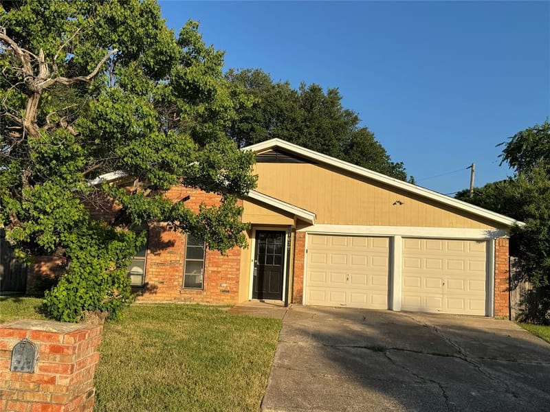 1029 Fox River Lane, Fort Worth TX 76120 - Photo 36