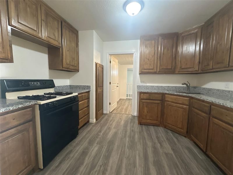6403 Military Parkway, Dallas TX 75227 - Photo 5