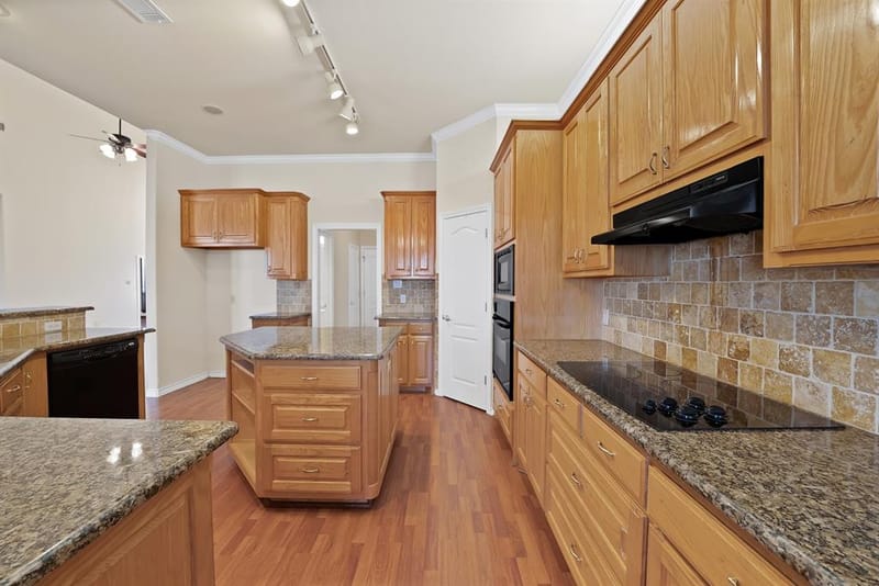 1001 Tennison Drive, Euless TX 76039 - Photo 6