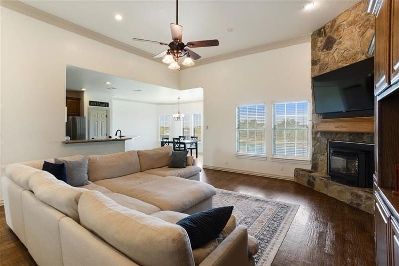 203 Frio Street, Bells TX 75414 - Photo 7