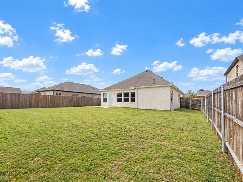 205 Woodhollow Drive, Blue Ridge TX 75424 - Photo 18