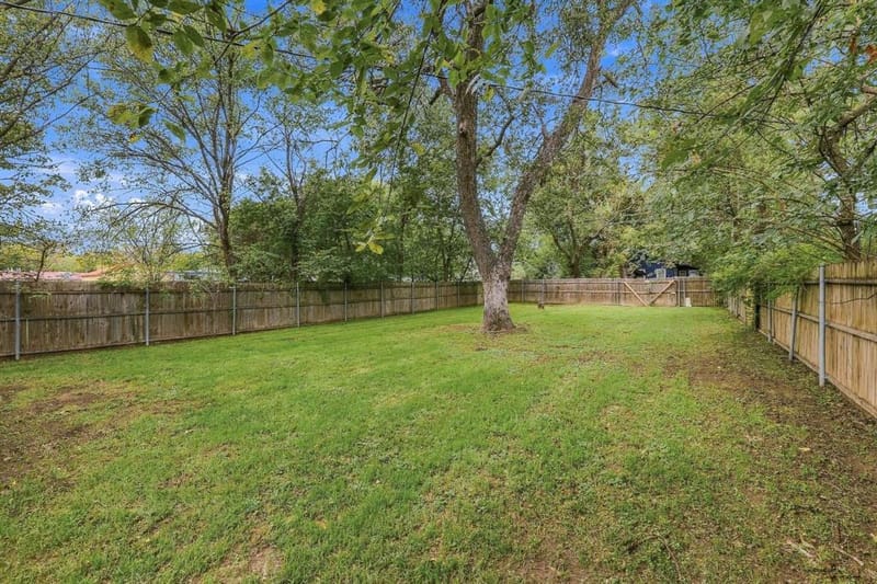 111 W Heron Street, Denison TX 75021 - Photo 25