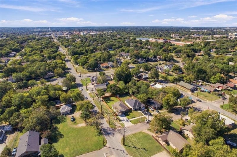 116 S Cleveland Avenue, Sherman TX 75090 - Photo 27