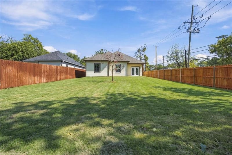 116 S Cleveland Avenue, Sherman TX 75090 - Photo 22