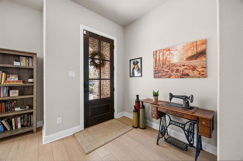 2055 Spotted Fawn Drive, Arlington TX 76005 - Photo 4