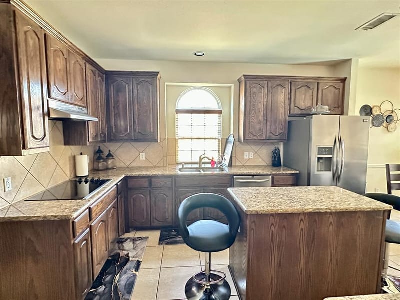 715 Clement Drive, Cedar Hill TX 75104 - Photo 9