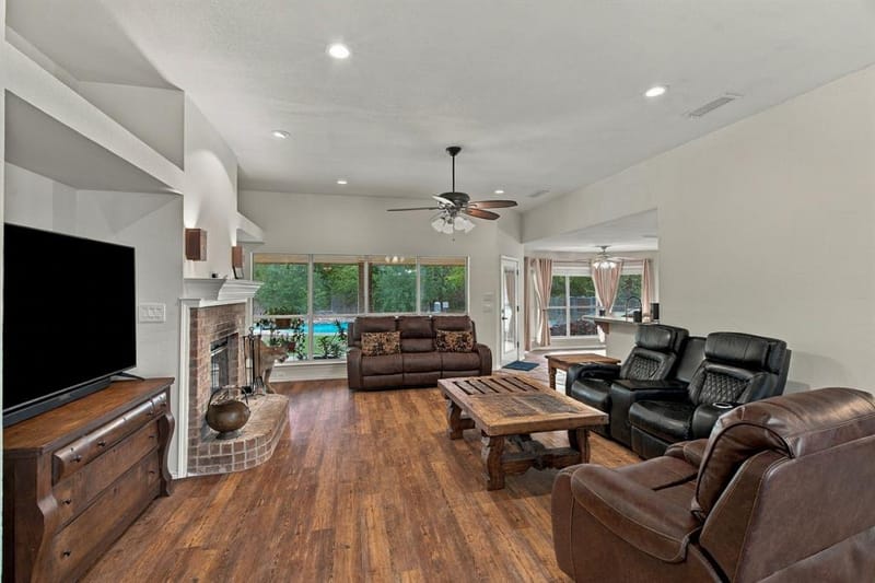 502 Three Skillet Road, Springtown TX 76082 - Photo 14