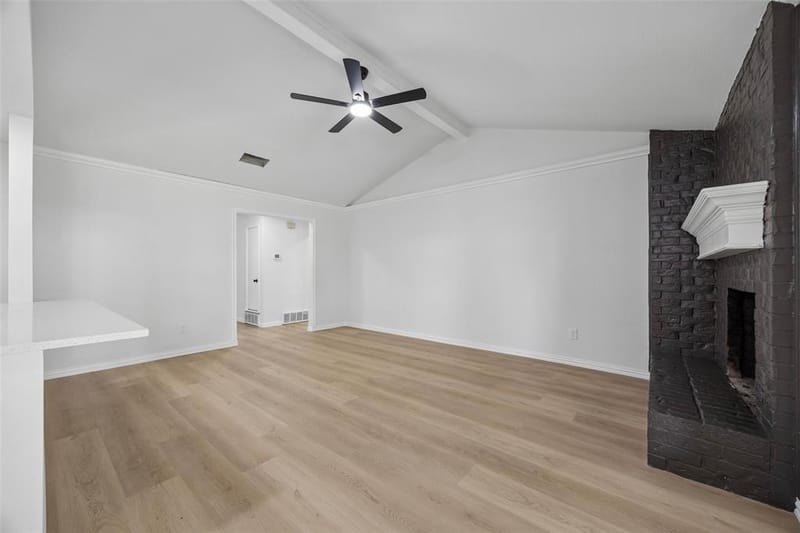 433 Ferenz Avenue, Crowley TX 76036 - Photo 8