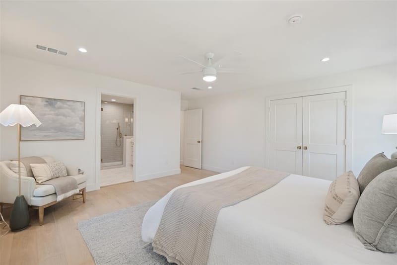 10649 Longmeadow Drive, Dallas TX 75238 - Photo 16