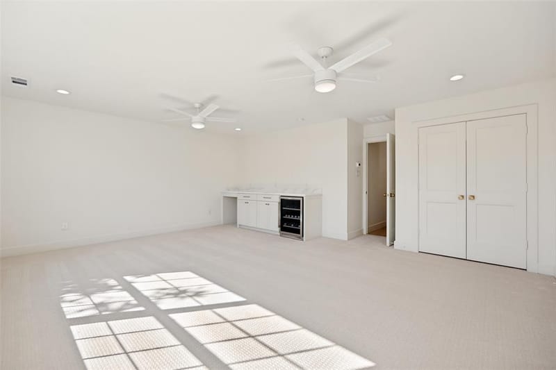 10649 Longmeadow Drive, Dallas TX 75238 - Photo 25