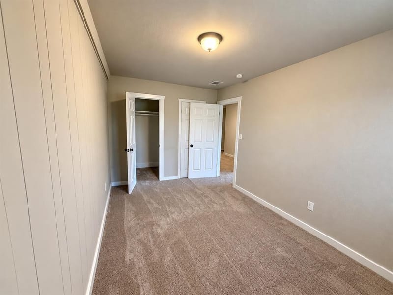 401 N Frontage Road, Valley View TX 76272 - Photo 16