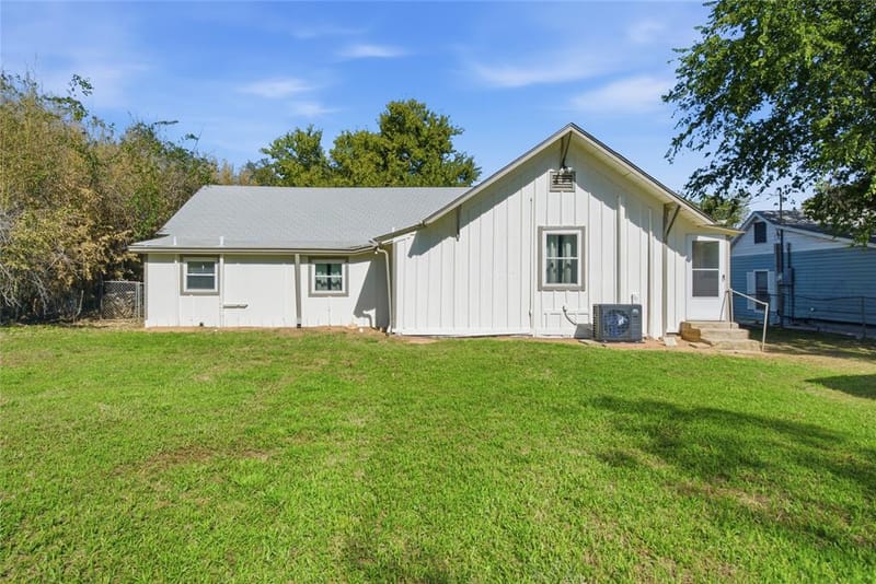 476 E Church Street, Bluff Dale TX 76433 - Photo 6