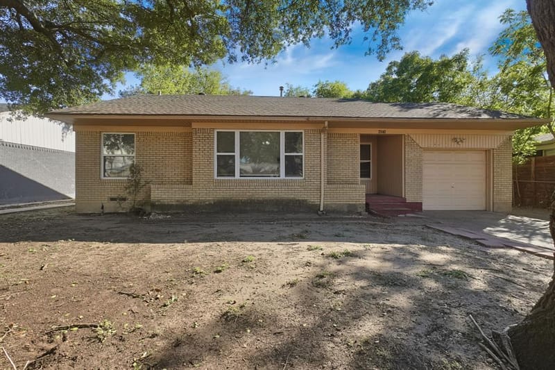 2502 Costa Mesa Drive, Dallas TX 75228 - Photo 2