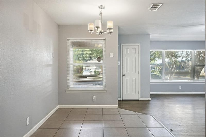 2502 Costa Mesa Drive, Dallas TX 75228 - Photo 10