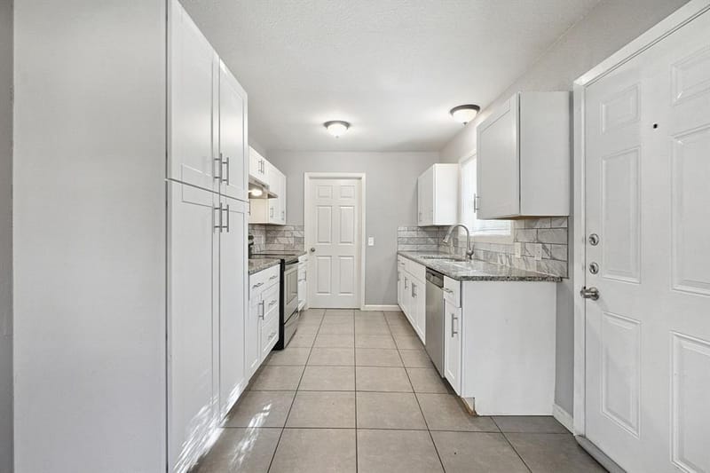 2502 Costa Mesa Drive, Dallas TX 75228 - Photo 14