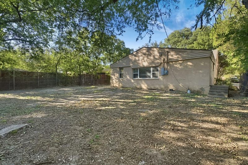 2502 Costa Mesa Drive, Dallas TX 75228 - Photo 37